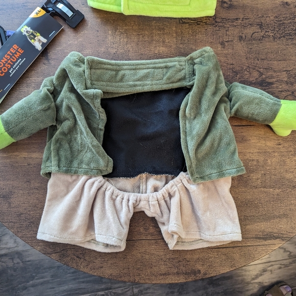 Pet Costume - XL - Picture 3 of 10